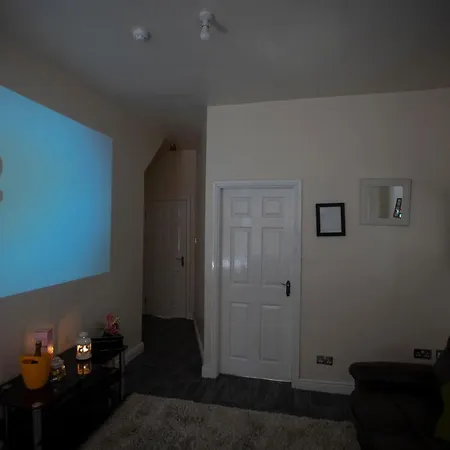 Comfy In Leeds Near Motorway & City Hébergement de vacances