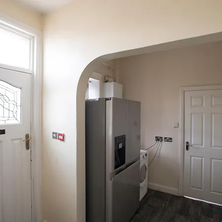 Comfy In Leeds Near Motorway & City * Leeds (West Yorkshire)